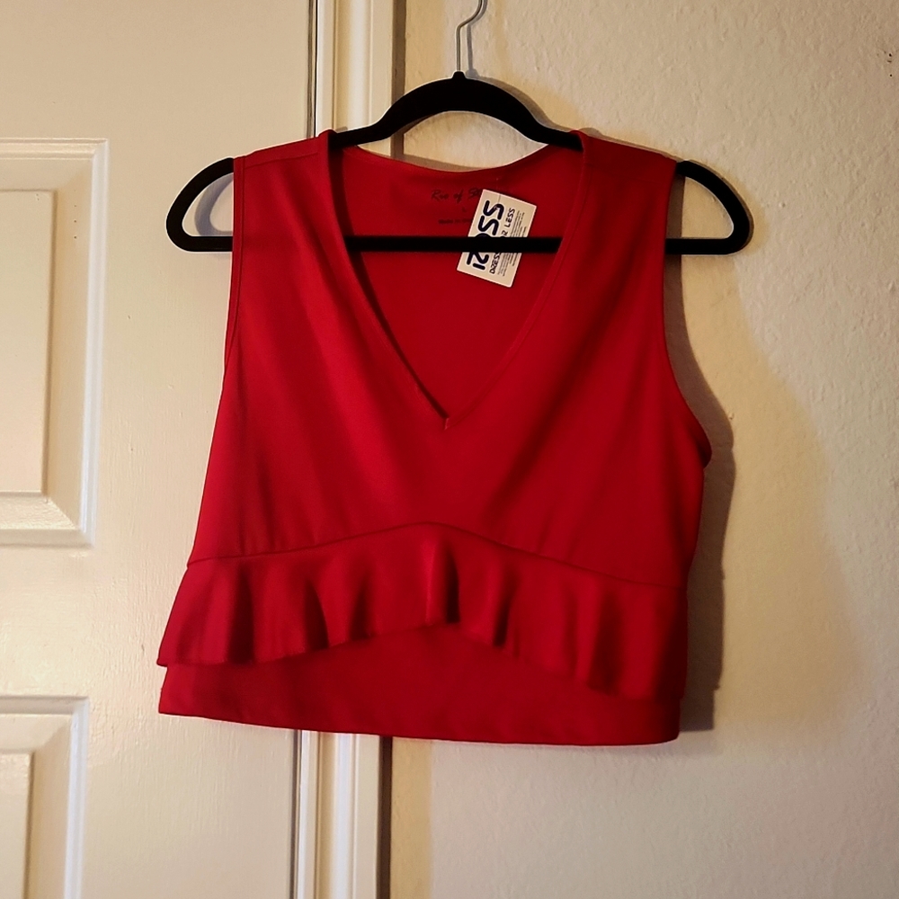 🎊4/$20 // RIO OF STARs: NWT Red Crop Top